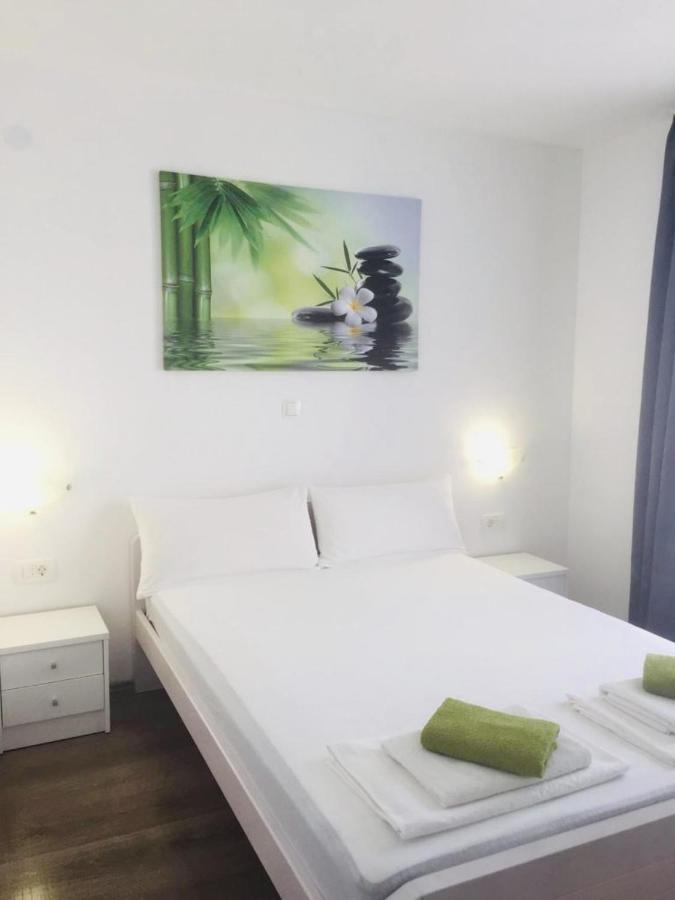 Delfin Apartments Crikvenica Bagian luar foto